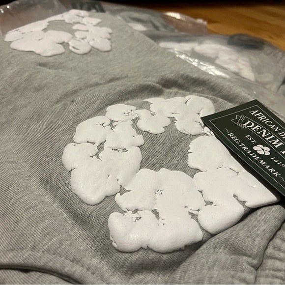 Bape tee’s, Syna shorts, Denim Tear shorts. - Picture 5 of 9